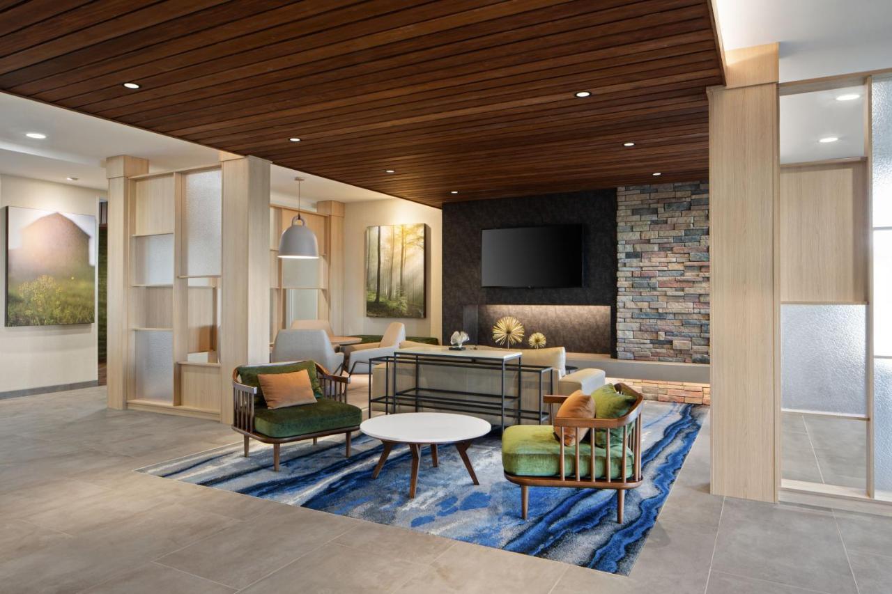 Fairfield By Marriott Inn & Suites Whitsett Greensboro East ภายนอก รูปภาพ