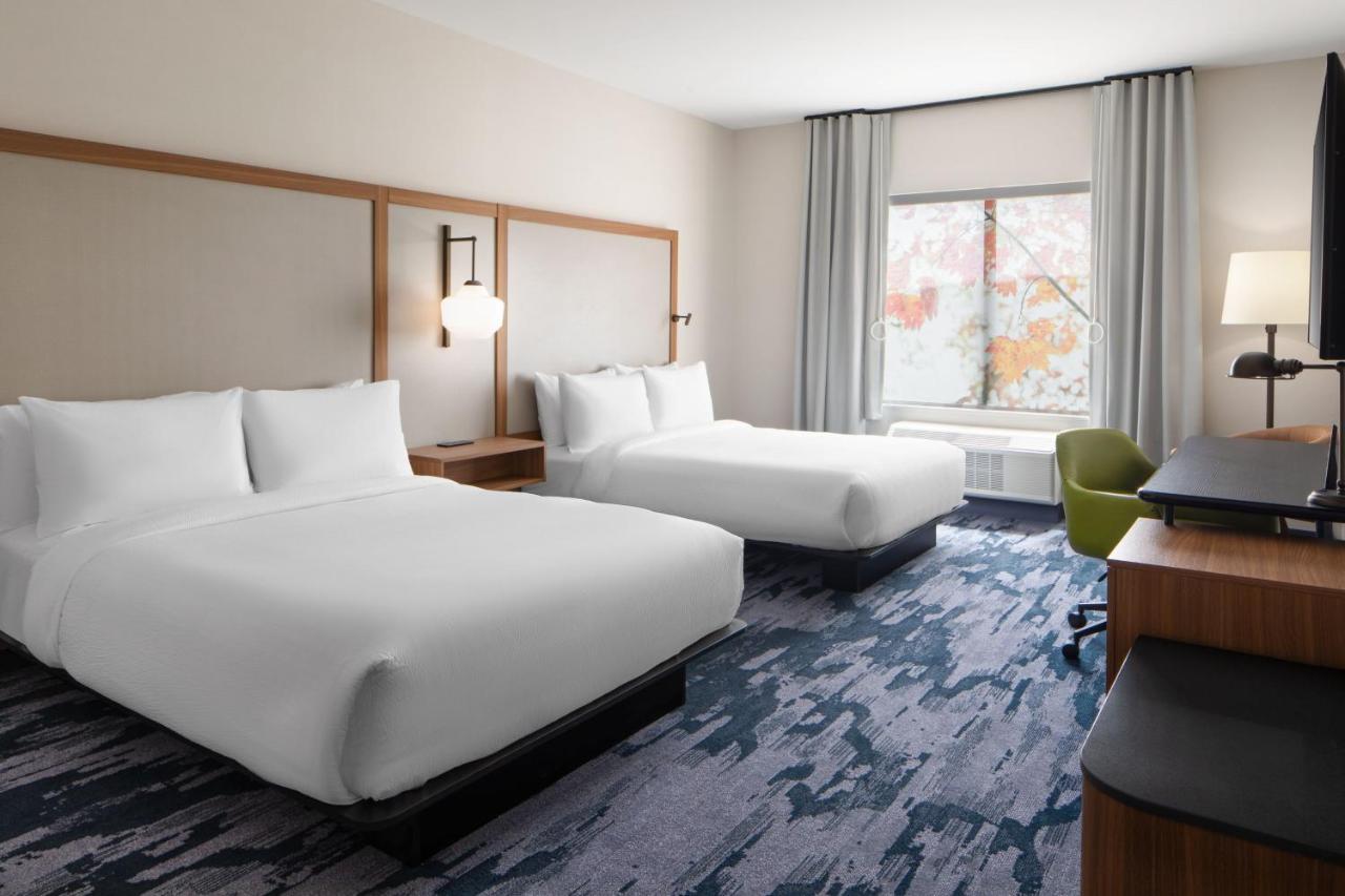 Fairfield By Marriott Inn & Suites Whitsett Greensboro East ภายนอก รูปภาพ