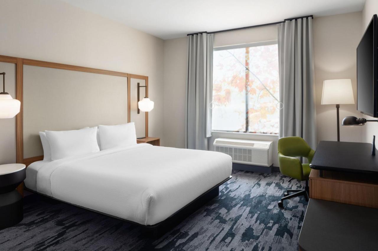 Fairfield By Marriott Inn & Suites Whitsett Greensboro East ภายนอก รูปภาพ